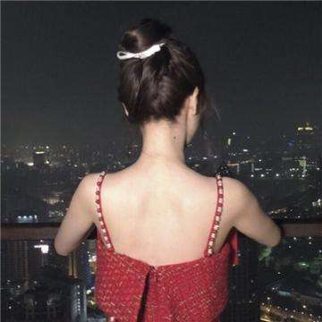 美军称“林肯”号航母有人员受伤